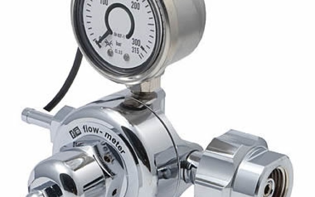 AMBULANCES: NEW PRESSURE REGULATORS | flow-meter™